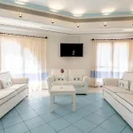 Cala Della Torre Resort La Caletta