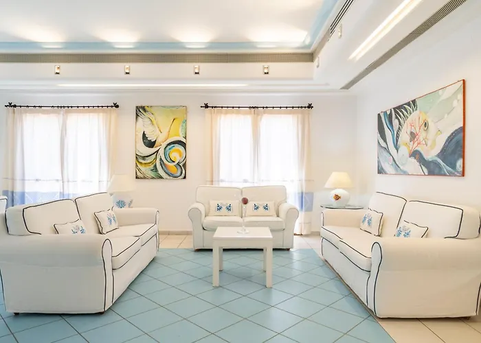 Cala Della Torre La Caletta