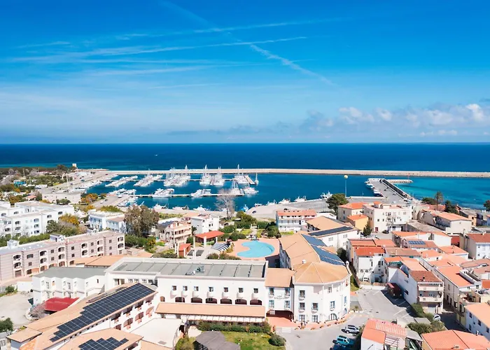 Resort Cala Della Torre La Caletta