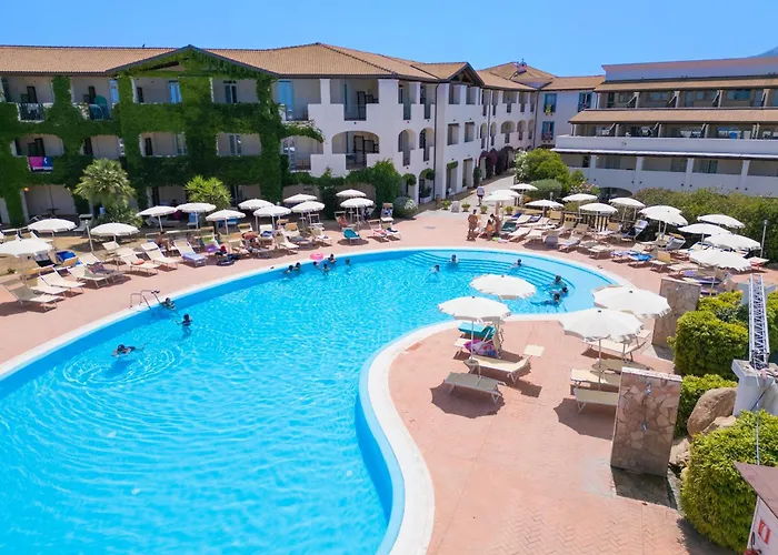 Resort Cala Della Torre 4*