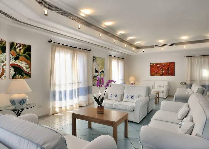 Resort Cala Della Torre 4*