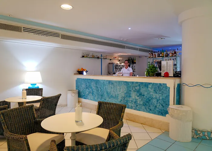 Resort Cala Della Torre La Caletta