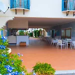 Cala Della Torre Θέρετρο 4*