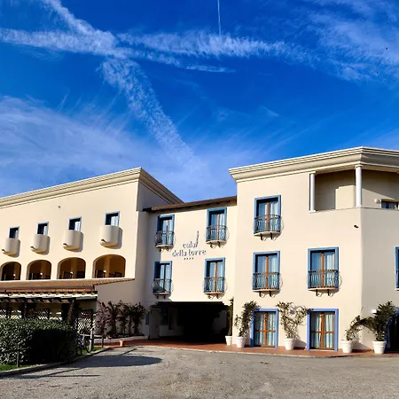 Курортный комплекс Cala Della Torre 4*