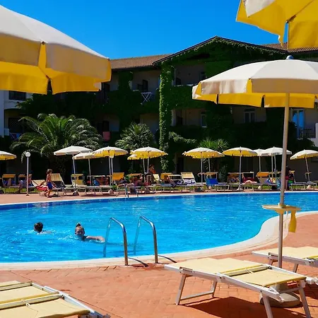 Cala Della Torre Θέρετρο