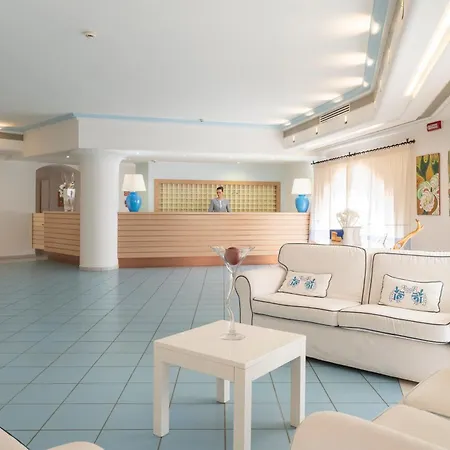 Курортный комплекс Cala Della Torre Ла-Калетта