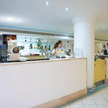 Cala Della Torre Курортный комплекс Ла-Калетта