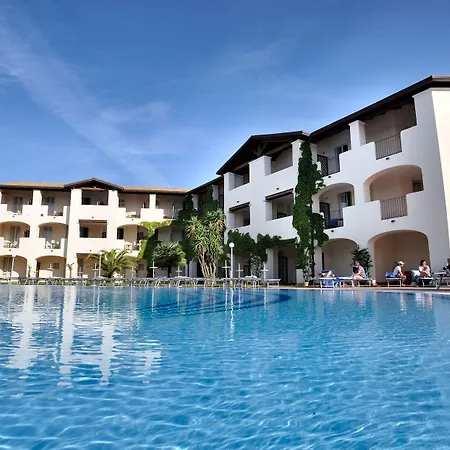 Курортный комплекс Cala Della Torre 4*