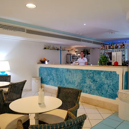 Курортный комплекс Cala Della Torre Ла-Калетта