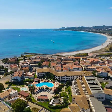 Курортный комплекс Cala Della Torre Ла-Калетта