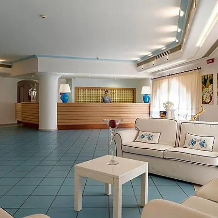 Cala Della Torre Resort
