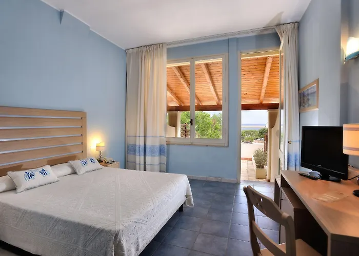 Cala Della Torre La Caletta